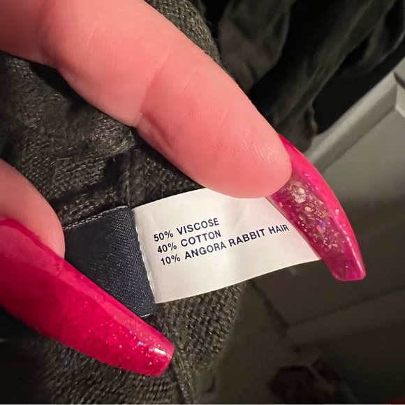 Gap gorgeous olive/ army green ruffle wrap/ scarf - Picture 4 of 4